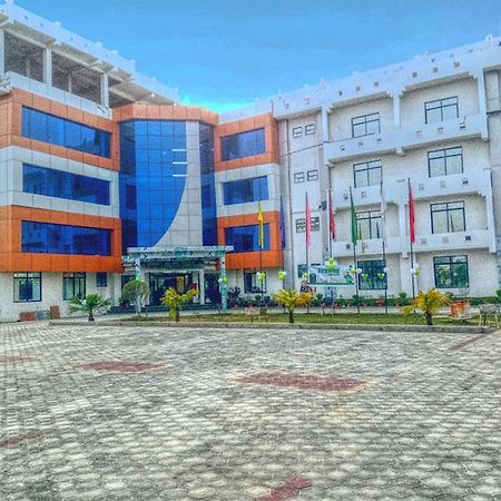 Kitchen Hut Hotel Nepalgunj Екстериор снимка